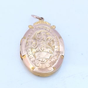Edwardian 9ct Rose Gold Engraved Oval Locket image 3