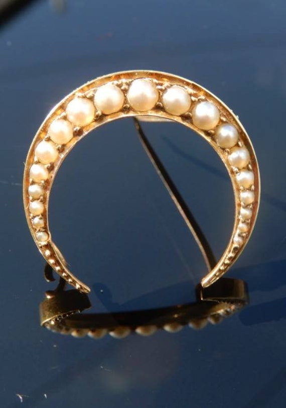 Victorian Gold & Pearl Crescent Moon Brooch