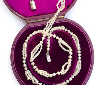 Collar de perlas naturales georgianas