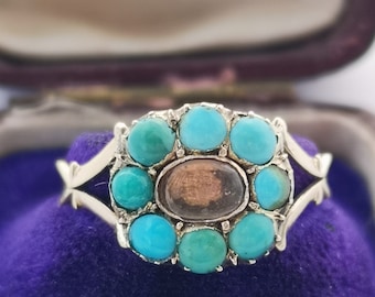 Anillo con medallón georgiano de oro y turquesa