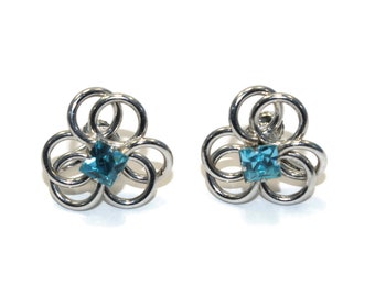 Vintage Silber Ton und blau Glas Schraube zurück Ohrringe. Floral Blumen-Design.