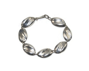 Vintage Sterling Silver 7 12 Inch 13 Cross Link Religious Bracelet with Lobster Claw Clasp Marked 925 SX.