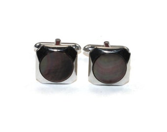 Swank Hallmark. Vintage Swank Abalone and Silver Tone Round Cuff Links