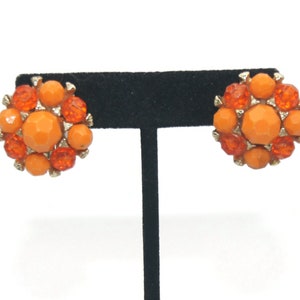 Vintage Gold Tone and Faceted Shades of Orange Acrylic Clip on Earrings.