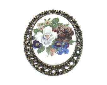 Collier Pendentif Rétro Argenté Avec Cabochon Verre Rose - Bijou Vintage, Occasion, Pierre Quartz
