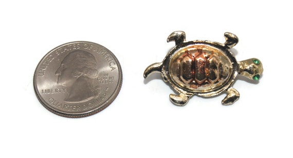 Vintage Gold Tone and Brown Enamel Turtle Brooch … - image 3