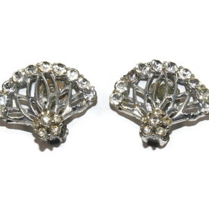 Vintage Silver Tone and Rhinestones Clip on Earrings.