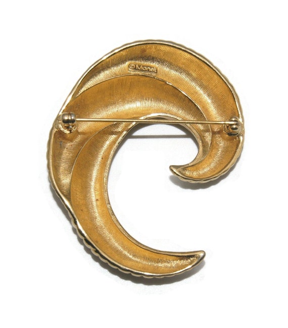 Vintage Monet Gold Tone Modernist Curled Brooch. … - image 5