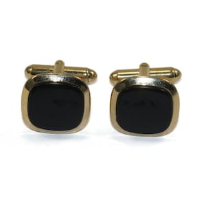 Vintage Gold Tone and Black Plastic Cuff Links. Classic Style.