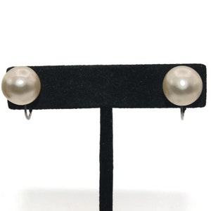 Vintage Marvella Silver Tone and Faux Pearl Clip on Earrings. Marvella Hallmark.