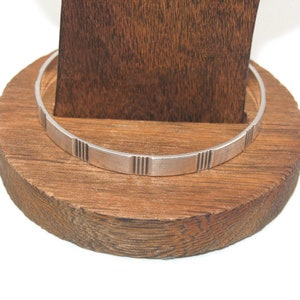 Vintage Sterling Silver 8 Inch Bangle Bracelet.