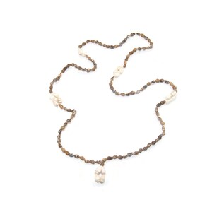 Vintage Handmade Natural Seashell 34 Inch Pendant / Necklace.