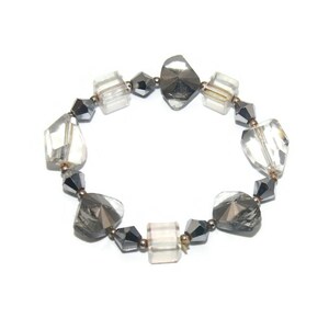 Vintage Silver Tone and Clear Glass Beads 7 Inch Elastic Bracelet.