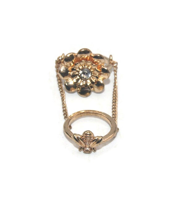 Vintage Gold Tone and Clear Rhinestone Flower and 