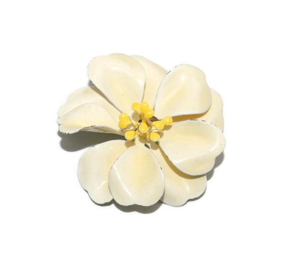 Vintage Yellow Enameled Flower Brooch. - image 1