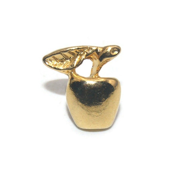 Vintage Tiny Golden Apple Pin. Apple Lapel Pin. Perfect Teacher Gift!