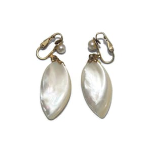Vintage Gold Tone, Mother of Pearl and Faux Pearls Clip on Dangle Earrings.