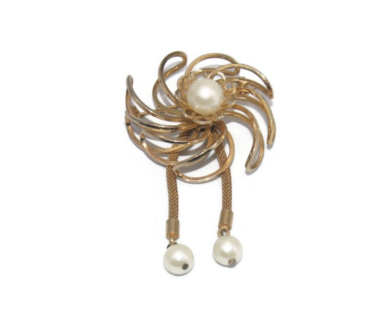 Vintage Gold Tone and Faux Pearls Spiral Brooch. - image 1