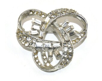 Vintage Silver Tone and Clear Rhinestones Brooch. Mid-Century Glam.