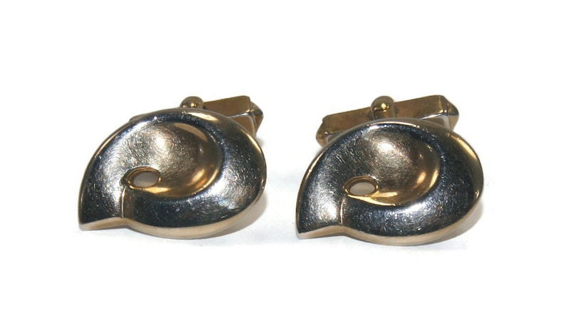 Swank Hallmark. Vintage Swank Gold Tone Free Form Cuff Links