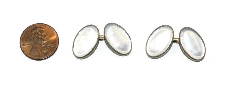 Vintage Silver Tone and Mother of Pearl Oval Cuff Links. image 3