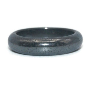 Vintage Hematite Size 8 Band.