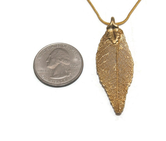 Vintage Gilded Real Leaf Pendant on 18 Inch Gold … - image 4