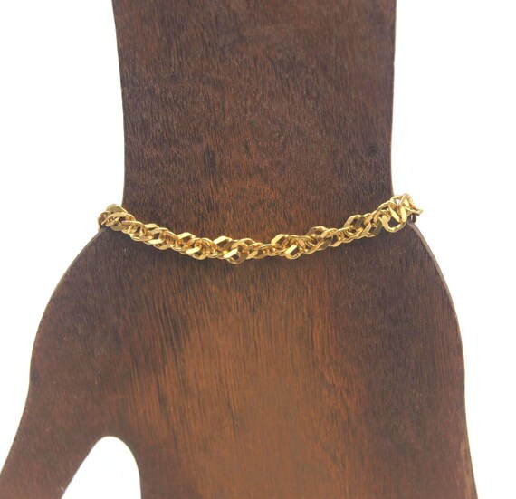 Fancy Italian Bracelet Vintage Gold Tone HCT 925 Sterling Silver Bracelet Gift for Her Business Wear, Evening Wear, Daily Wear, Formal Wear.