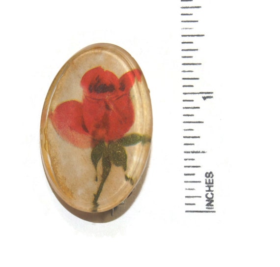 Vintage Red Rose in Clear Resin Oval Brooch. - image 2