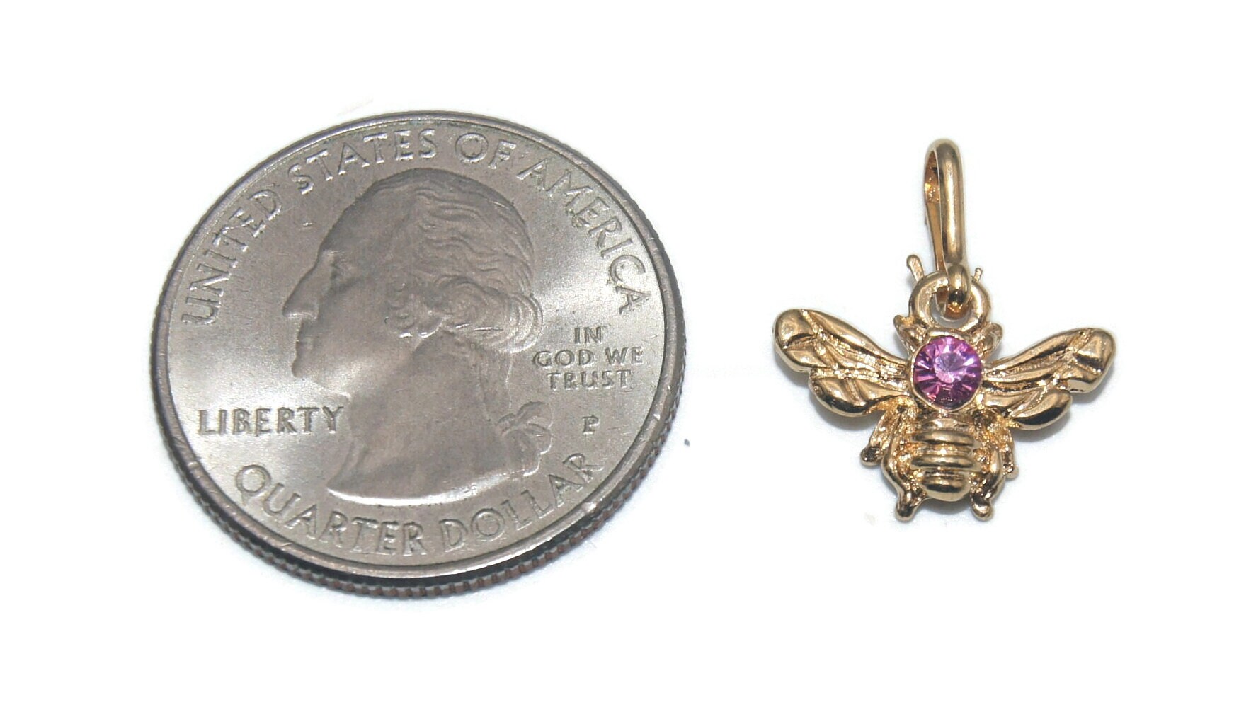 ヴィンテージゴールドトーンとクリアラインストーンの蜂チャーム