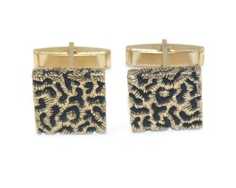 Vintage Gold Ton und schwarz Emaille Platz Manschettenknöpfe. Animal Print Designer Manschettenknöpfe.