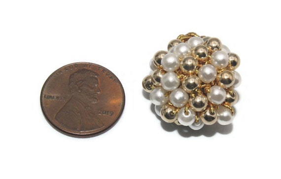 Vintage Gold Tone and Faux Pearls Domed Adjustabl… - image 5