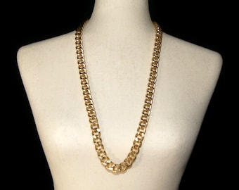 Heavy Vintage Gold Tone 1/2" Wide 32" Long Curb Chain with Toggle Clasp.