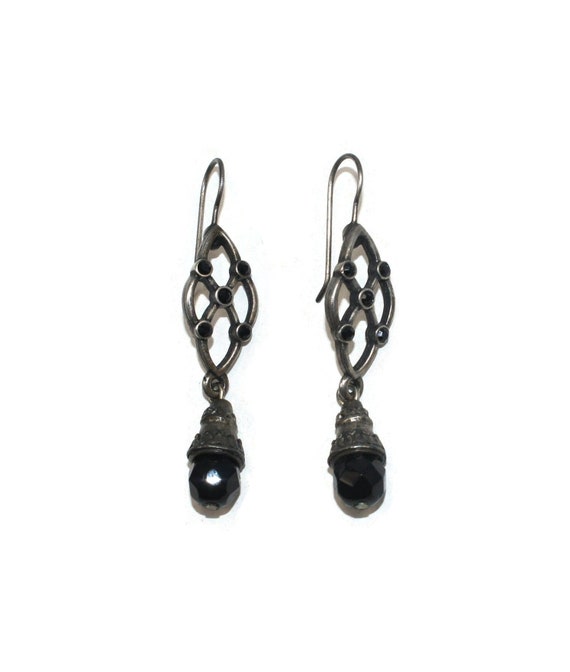Vintage Sterling Silver and Onyx Dangle Earrings … - image 1