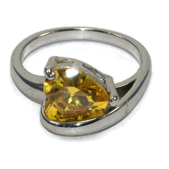 Vintage Silver Tone and Faux Citrine Size 9 Heart… - image 1