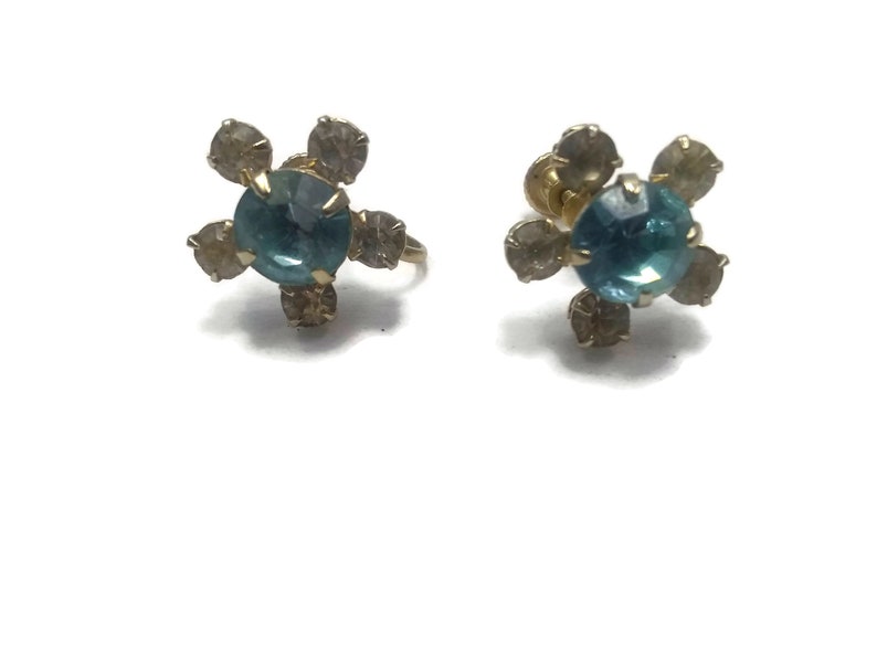 Vintage Gold Tone Rhinestones and Faux Blue Topaz Floral Screw Back Earrings.