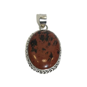 Vintage Oval Sterling Silver and Red Jasper Pendant. Marked 925.