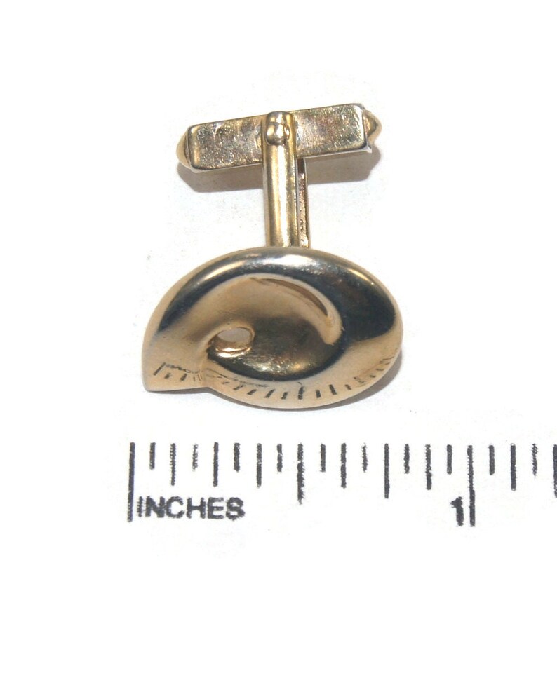 Swank Hallmark. Vintage Swank Gold Tone Free Form Cuff Links