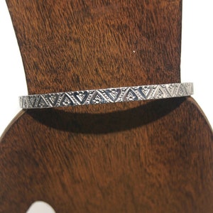 Vintage Silver Tone 8 Inch Bangle Bracelet.
