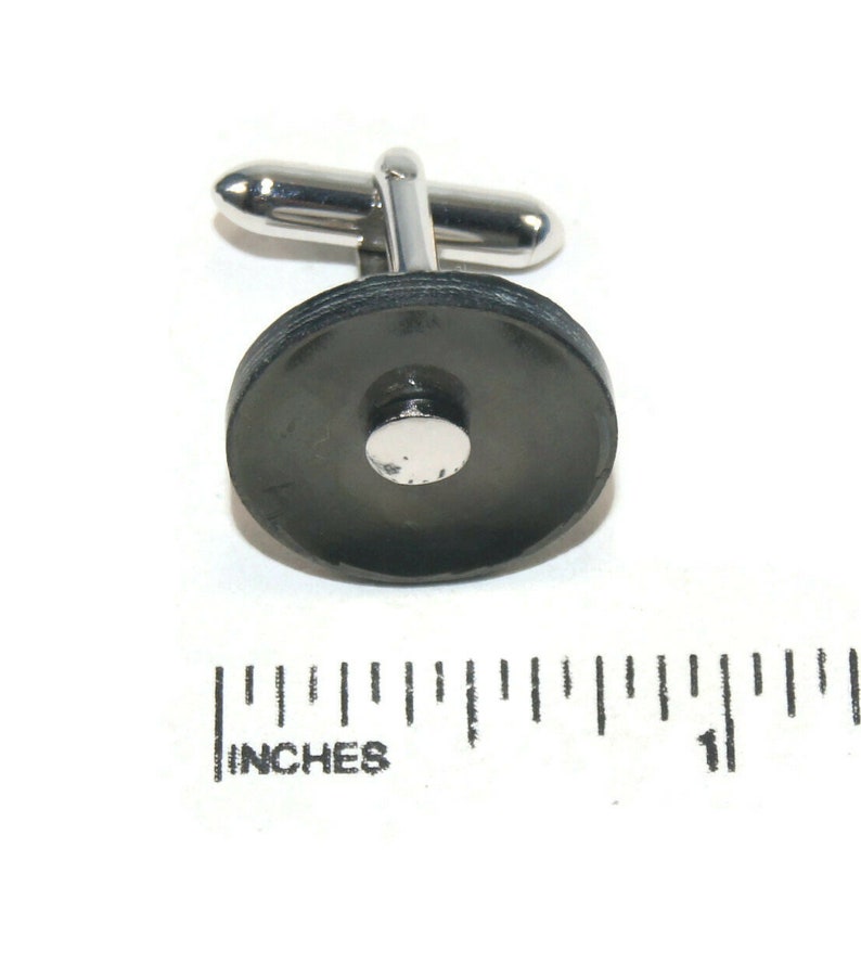 Swank Hallmark. Vintage Swank Abalone and Silver Tone Round Cuff Links