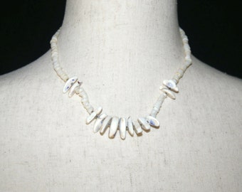 Vintage White Hawaiian Puka Shell and Shell Chips 17 Inch Necklace with Screw Clasp.