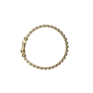 Dainty Vintage Gold Tone and Faux Pearls 7 Inch Tennis Bracelet with Hinged Clip Clasp.