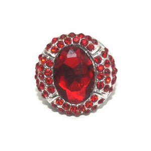 Vintage Silver Tone, Red Rhinestones and Faceted Red Resin Size 8 Elastic Statement Ring.