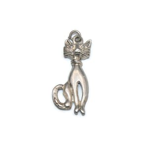 Small Vintage Sterling Silver Cat Pendant.