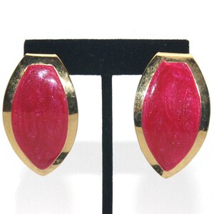 Vintage Gold Tone and Bright Pink Enamel Curved Stud Earrings with Post Backs for Pierced Ears.