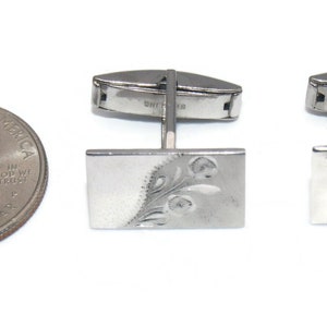 Vintage Sterling Silber Gravur Floral Design Rechteckige Manschettenknüpfe. Geschildert aus Sterling. Bild 2