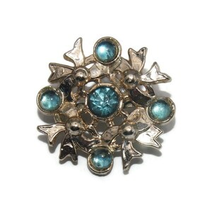 Vintage Gold Tone and Blue Rhinestones Brooch.