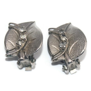 Vintage Silver Tone y Rhinestones Clip en pendientes de hoja.