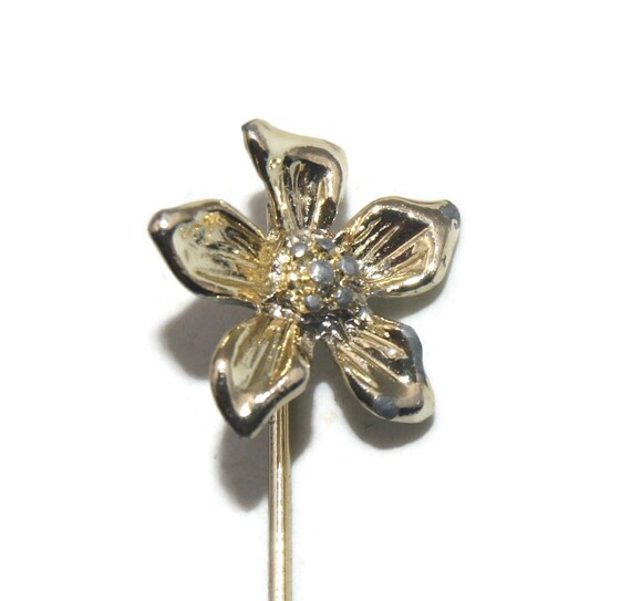 Vintage Gold Tone Flower Stick Pin, Hat Pin. - image 2