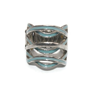 Vintage Silver Tone and Light Blue Enamel Size 7 Statement Ring.